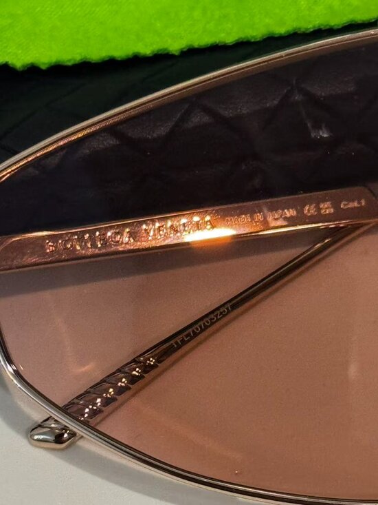 Bottega Veneta BV1466S Double Bridge Pink Lens Sunglasses Gold Frame